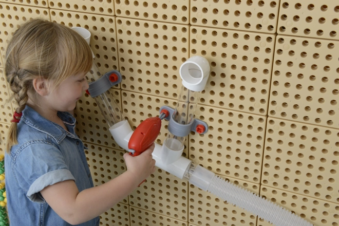 Masterkidz værktøjssæt med boremaskine og 8 elementer til videnskabelig-kreativ tavle STEM