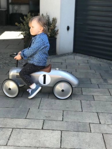 Solid metalkonstruktion