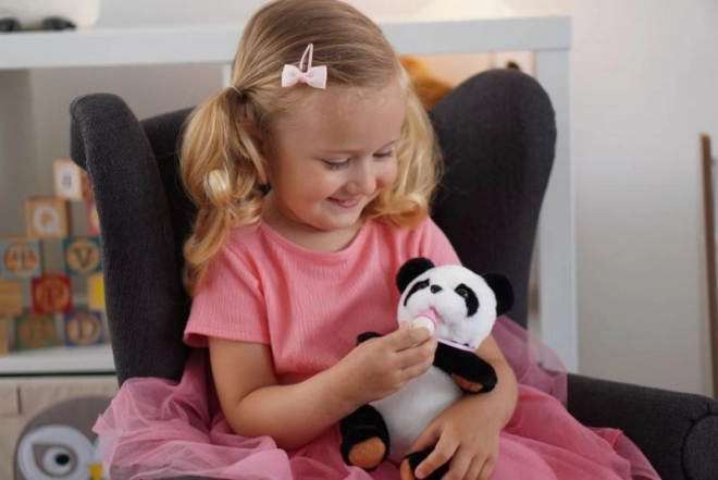 Interaktiv panda med flaske
