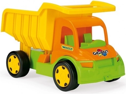 Gigantisk dumptruck til sand
