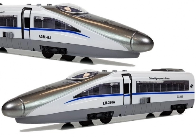 Tog Pendolino med hvid trækstang med lyd og lys