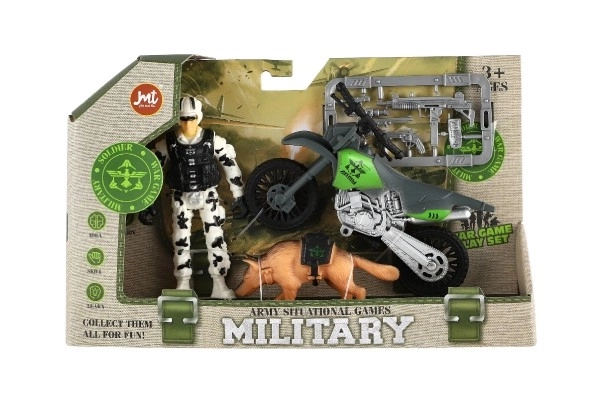 Militært sæt plastik motorcykel, soldat, hund med tilbehør i kasse 23x14x4cm