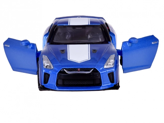 Bil Nissan GT-R med døre der kan åbnes