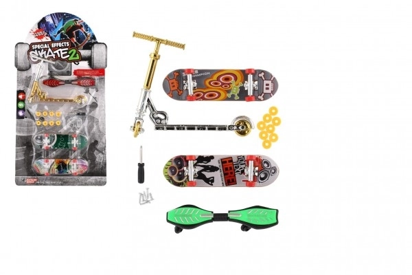Sæt skateboard skruebart, fingerløbehjul, waveboard plast med tilbehør mix forskellige på kort 16x30cm