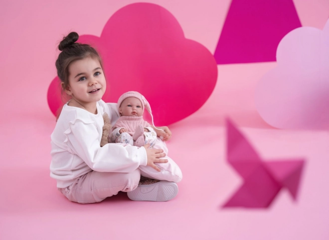 Realistisk babydukke PIGE med hele vinylkrop 35 cm