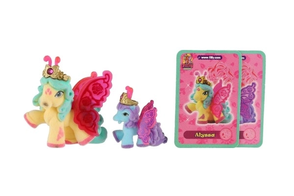Filly Butterfly familie figurer 2 stk. plys med tilbehør mix af varianter på kort 17x16,5cm