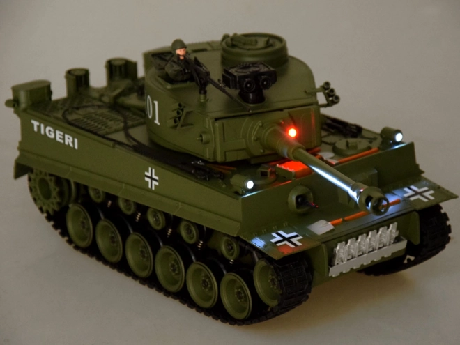 Stor tysk Tiger 45cm med fjernbetjening RC0252ZI