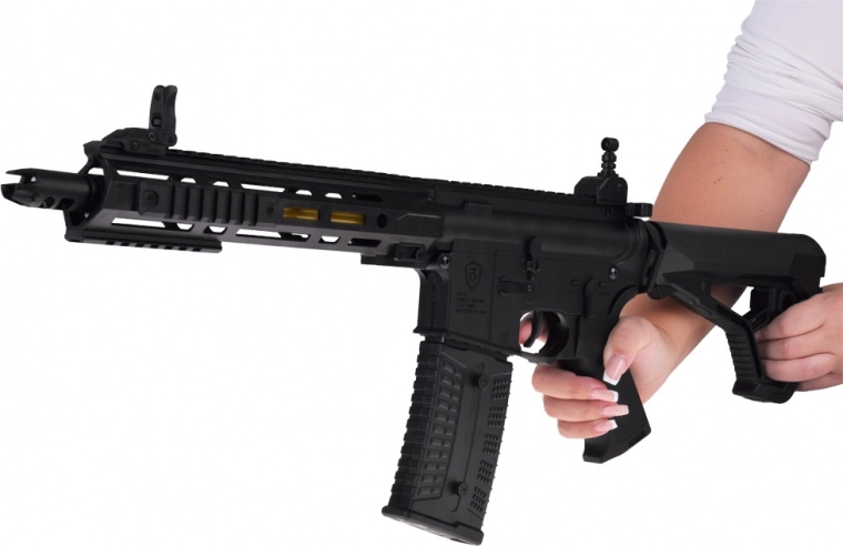 Realistisk taktisk design