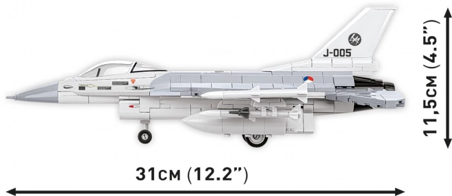 Byggesæt F-16 AM Fighting Falcon