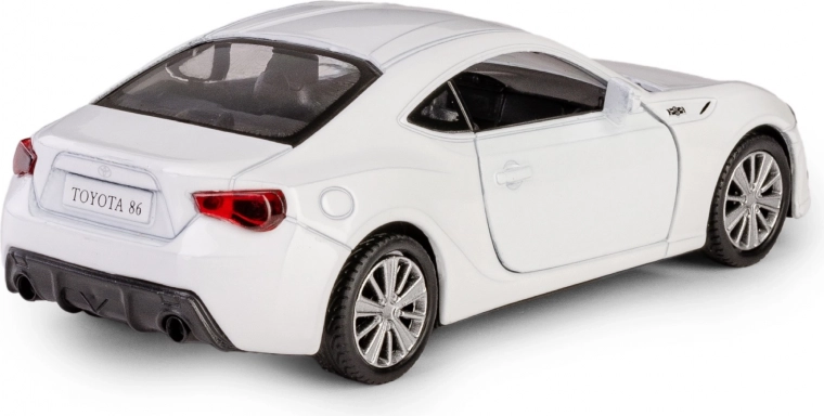 Metalkarrosseri og gummidæk