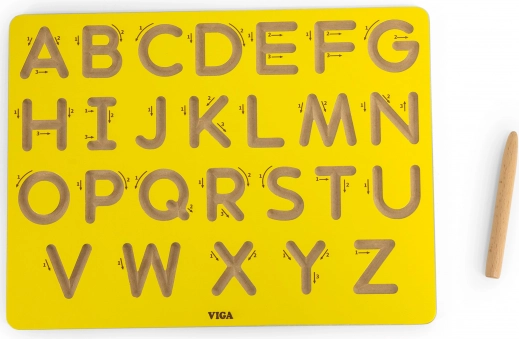 Træ-grafomotorisk tavle VIGA – store bogstaver