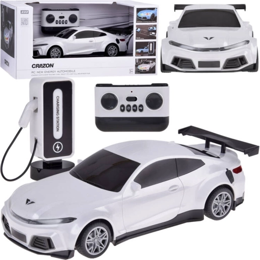 RC-bil med ladestation – Hvid