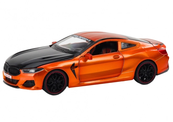 Metal sportsmodel med friktionsdrev og åbne funktioner 1:24 orange