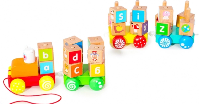 Trætog med pædagogiske alfabetklodser fra Ecotoys