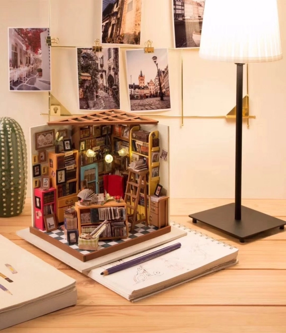 Samovas studie - Bibliotek DIY Miniature Dukkehus