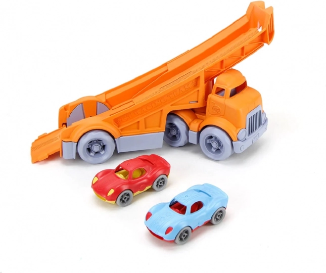 green toys lastbiltrækker med 2 racerbiler
