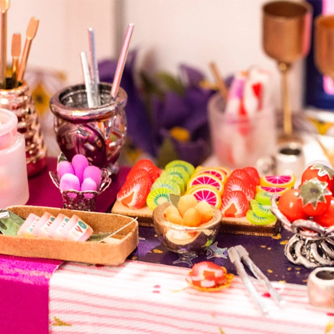 Miniaturedukkehus Party Spisestue fra Rolife