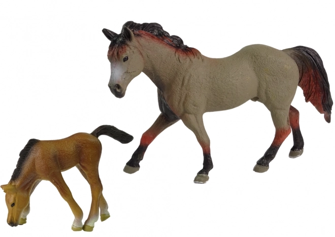 Sæt Figurer af Heste og Føl Capricorn med Bed