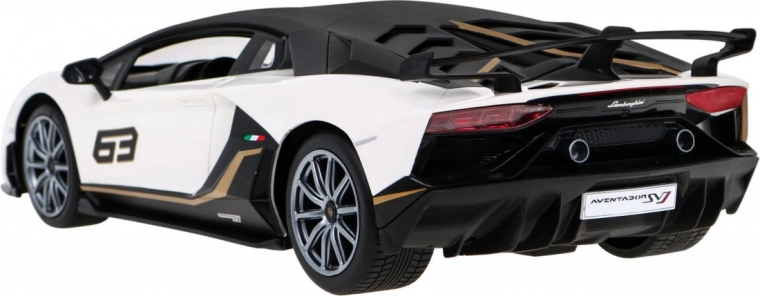 Realistisk Aventador SVJ-design