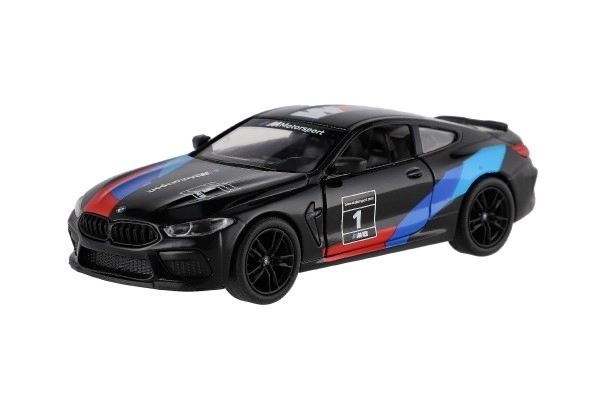 Auto Kinsmart BMW M8 Competition Coupé 1:38 metal/plast 12,5cm 4 farver med træk til tilbagegående 12 stk i kassen