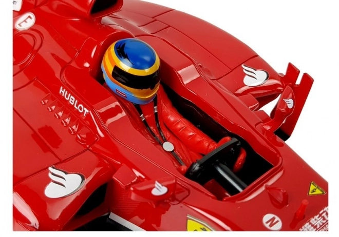 Racerbil Formule 1 Ferrari F138 rød 1:12