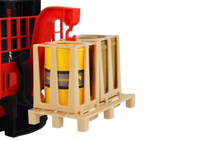 Rød gaffeltruck 1:16 med bevægelige gafler, lyde og lys