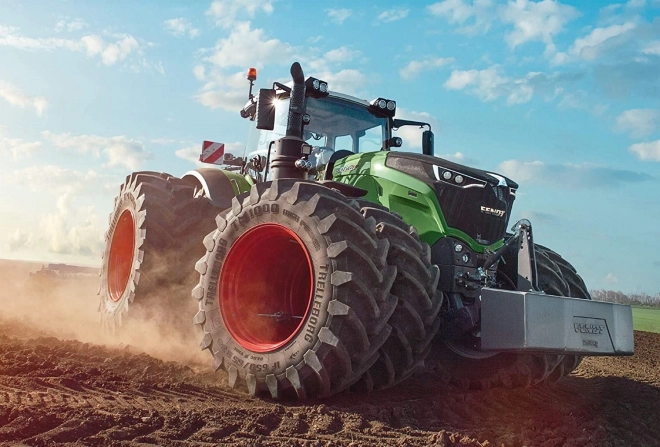 SCHMIDT Puslespil Traktorer Fendt 3x48 brikker