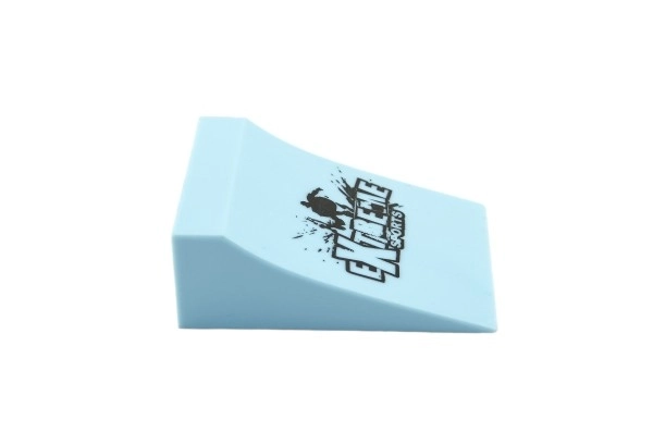 Finger skateboard med rampe - 10 cm