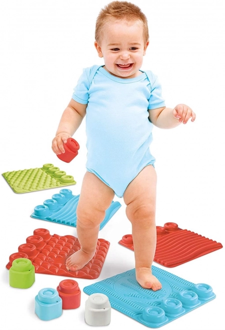 CLEMENTONI SOFT CLEMMY Sensoriske måtter med klodser