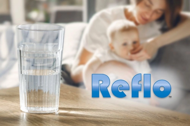 Reflo NOVÝ NESLÉHAVÝ børnetræningsbæger klart