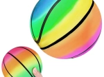 Gummi regnbuebold til børn 23 cm, let og oppustelig