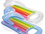 Oppustelig flydende luftmadras med ryglæn og kopholder INTEX