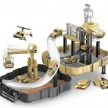 Militærstation med 2 biler i rygsæk