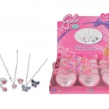 Ring og halskæde i hjerteformet æske