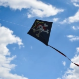 Piratflyvende drage 65 × 65 cm