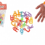 Plastperler – hjerter og bogstaver med snor