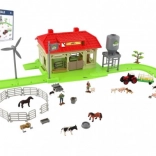 Sæt hjemmegård med dyr og traktor