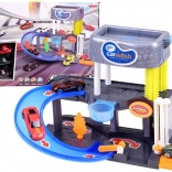 To-etagers bilvask med rindende vand, elevator og effekter