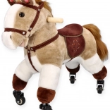 Beige hest på hjul